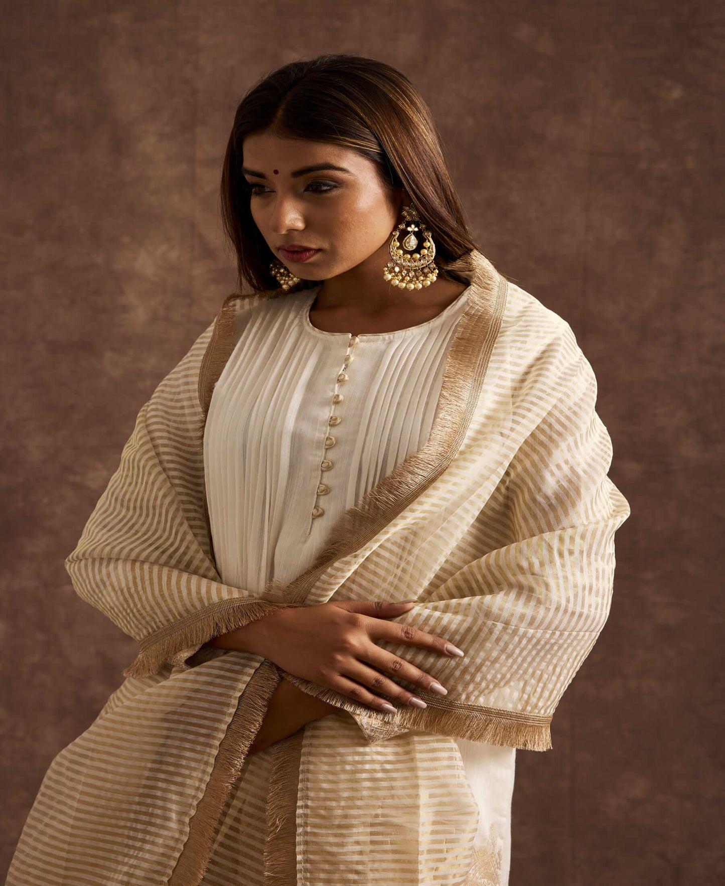 OFF WHITE CHANDERI SUIT SET