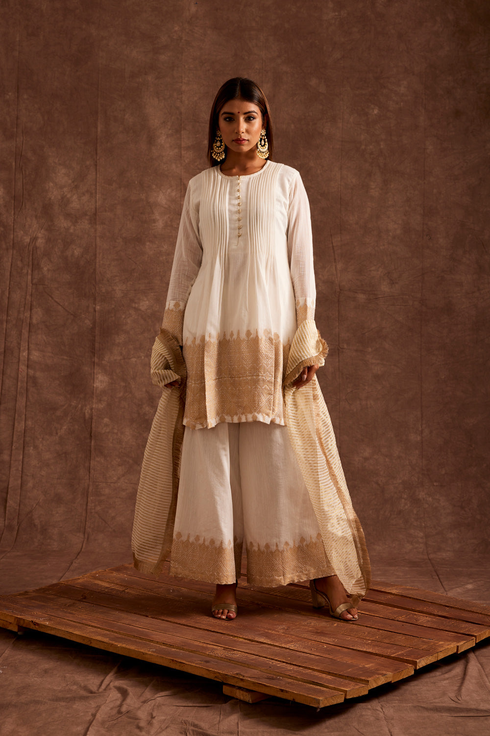 TIMELESS IVORY SUKOON