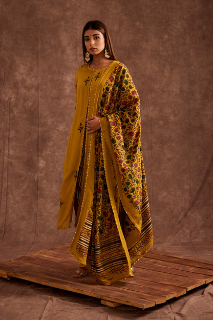 MUSTARD HANDBLOCKED SUIT