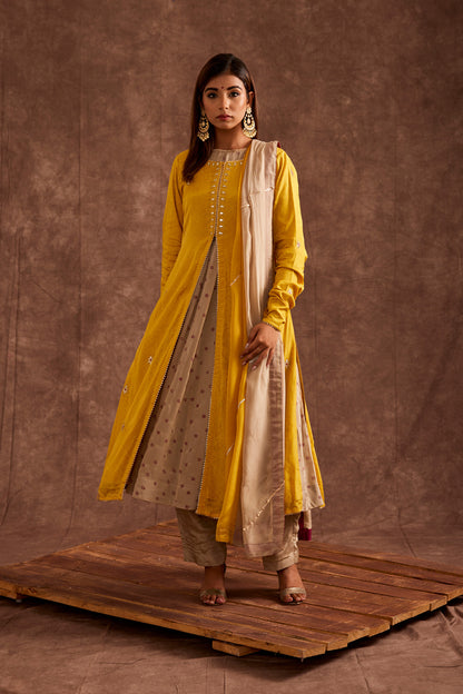 GOTAPATTI JACKETED SUIT SET