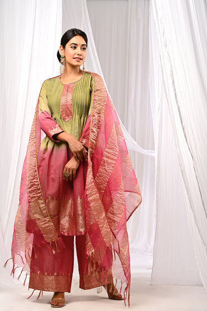 SHADED MEHNDI SUKOON SET