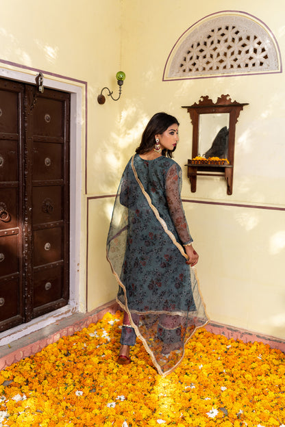 STONE GREY GOTAPATTI SUIT