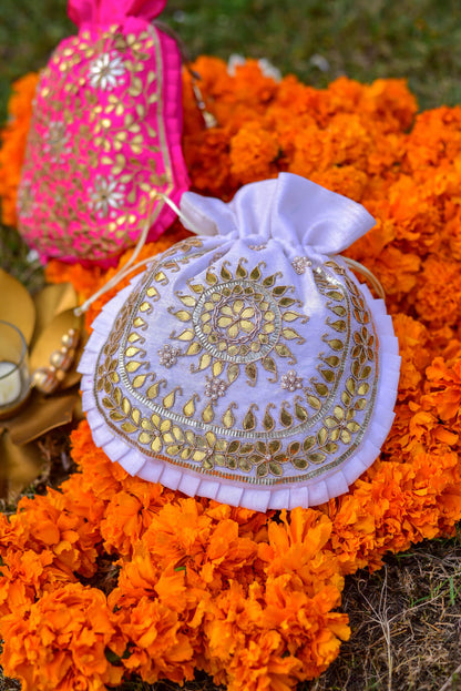 WHITE GOTA POTHLI BAG