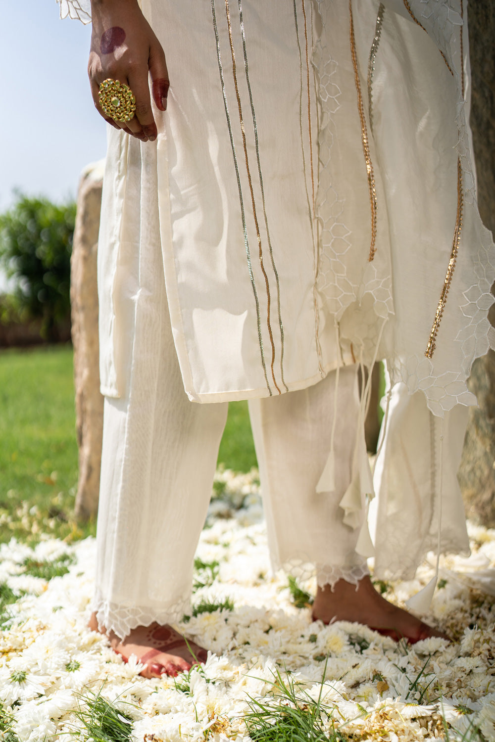 WHITE CUTWORK SUIT