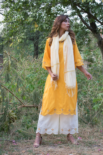 YELLOW OFFWHITE CUTWORK SET